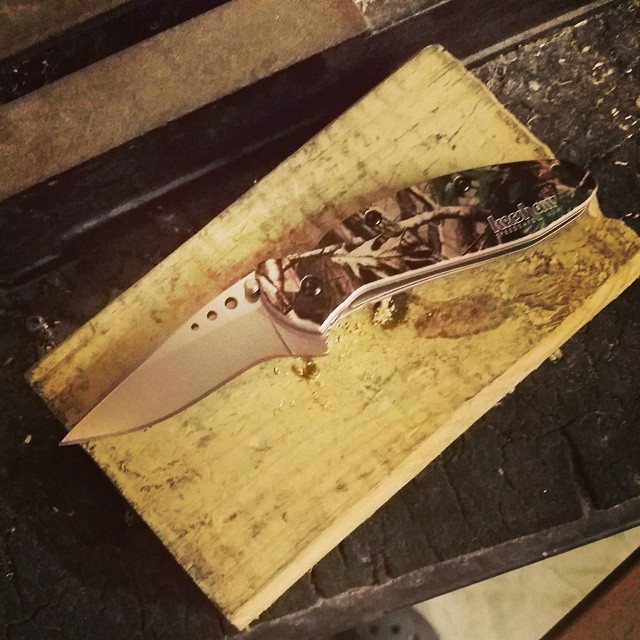 TGIF! Today we are offering the camo version of the Kershaw Scallion for an unbeatable price of $39.99 while supplies last! Find it at:

Kershaw-Knives.net/1620C

#knives #1620c #knifefanatic #KnifeSale #KnifeCommunity #tgif #KershawKnives #Kershaw