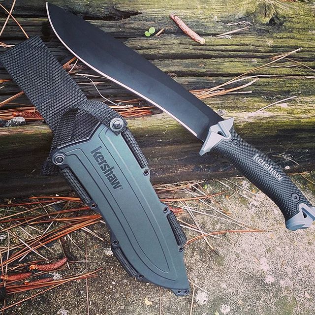 Just in time for camping season ! While supplies last we are letting go the next 50 of these Kershaw Camp 10 knives go for $29.99! The Camp 10 is the perfect compromise between knife and machete! KERSHAW-KNIVES.NET/CAMP10 kershaw kershawknives knives knifesale knife machete camp camping outdoors itsamazingoutthere KershawCamp10