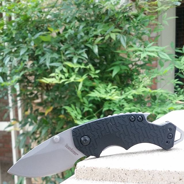 Here is another unbeatable deal from Kershaw-Knives.net! While supplies last we are letting the next 100 of these Kershaw Shuffle knives go for $12.99! KERSHAW-KNIVES.NET/SHUFFLE shuffle KershawKnives Knives knifesale KershawShuffle edc