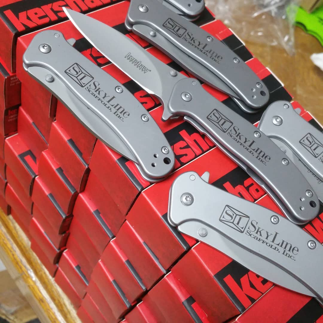 Making logos on knives.  All day, and all night. 

KERSHAW-KNIVES.NET

#laserengraved #laserengraving #kershawzing #zing #kershawknives #scaffolding