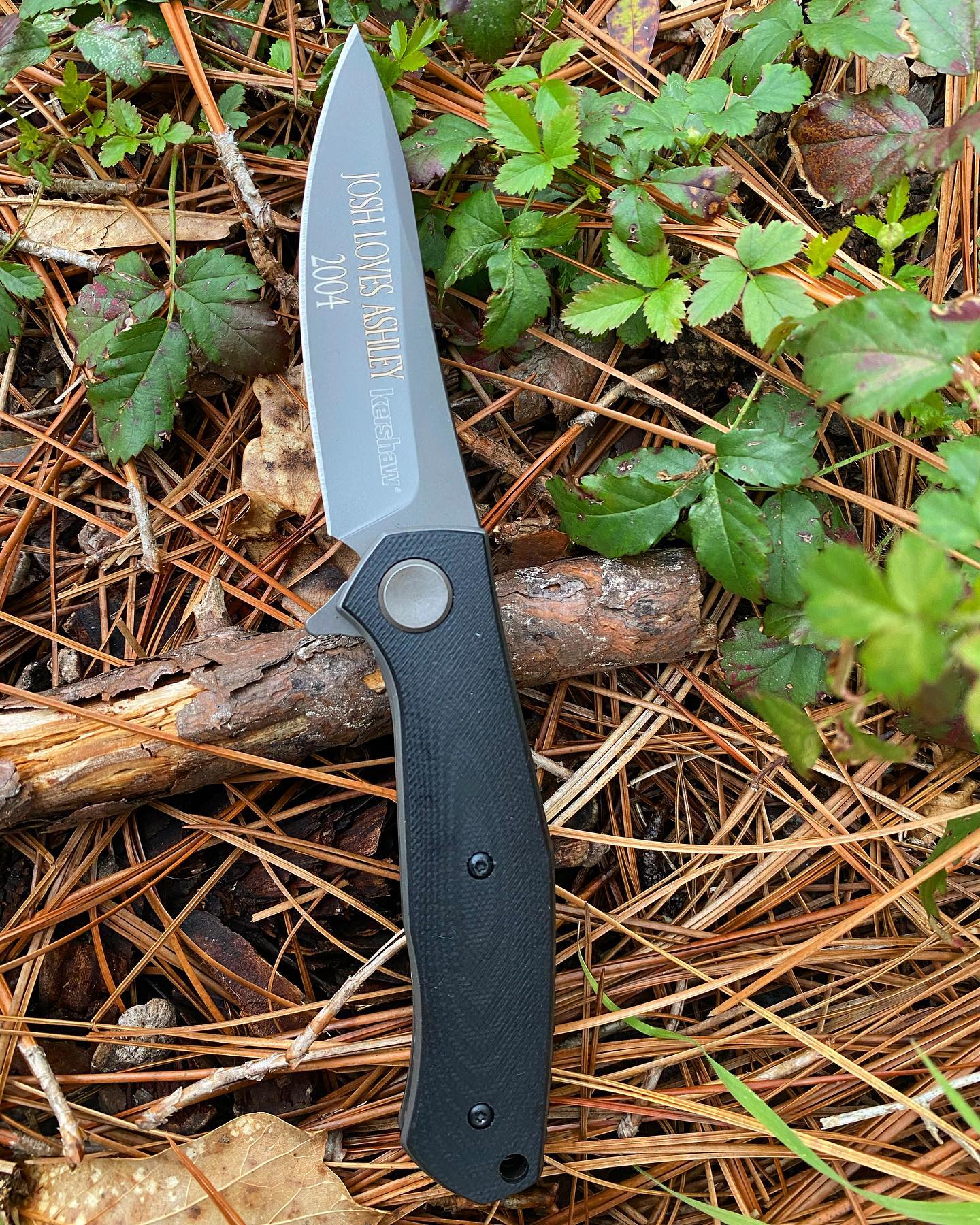 Kershaw Concierge 4020- a nice and elegant way to show your love.  Get one for your loved one today. Engraved in Perpetual Tilting MT font.
#engravedknives #concierge #4020 #knivesforlovedones